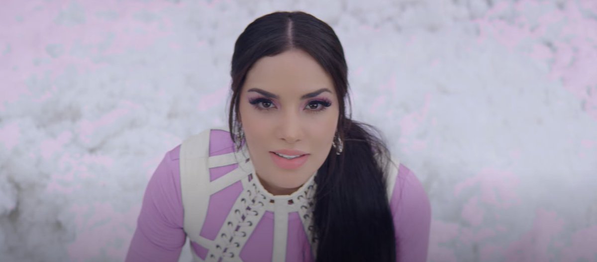 LatinMusicFans's tweet photo. Il video di “Me Perdiste” di Kim Loaiza ha raggiunto 100 milioni di visualizzazioni su YouTube. https://t.co/W98qWK3qmU