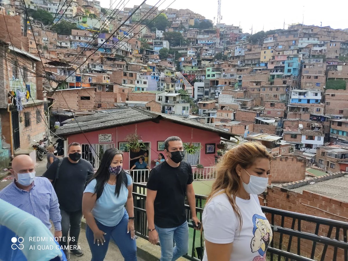 LuisCarlosHCU's tweet photo. Se hace camino al andar, Medellín nuestra Pasión!!! https://t.co/DqlPAfJ0nA