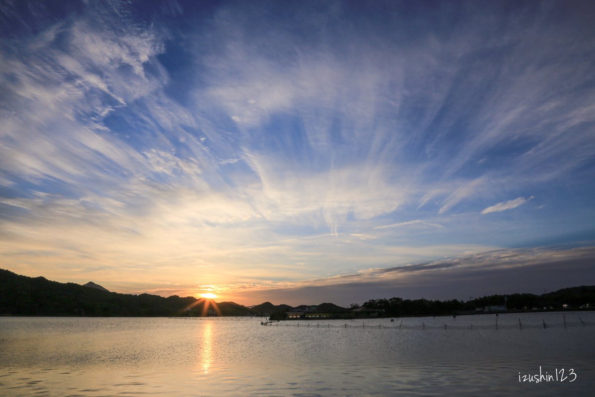 おはようございます☀️ だんだん日の出が早くなって来たから朝景チャレンジもそろそろ限界…❓ 今週もがんばりましょ‼️