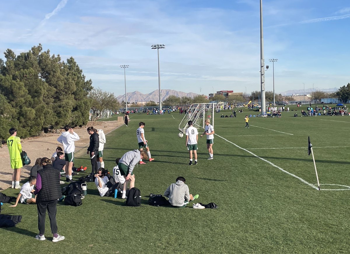 cfc_B04Green's tweet photo. Game #3 of the 2022 Vegas Cup
π Las Vegas Soccer Academy 04 Black (Nevada)
Weather: π‘ 60 degrees but forecast calls for raining goals π¦β½οΈ
#LetsGoCascade #WinAndAdvance https://t.co/hSI099n4Xs