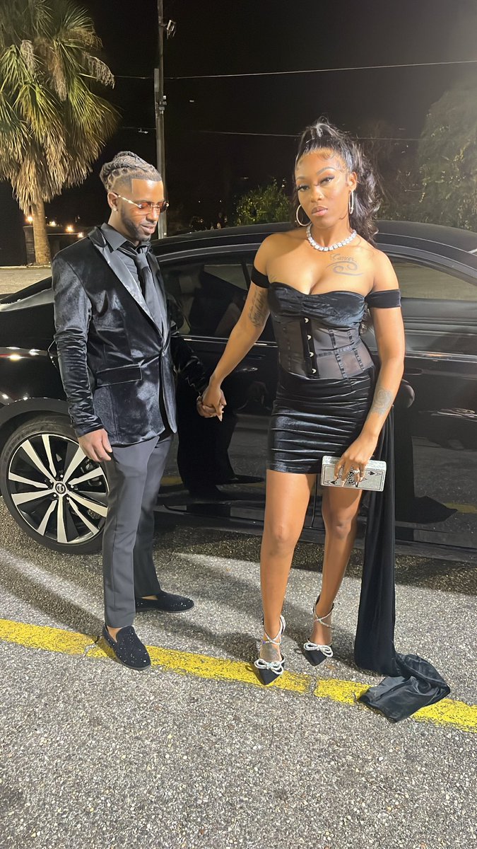 _Markeithia's tweet photo. Mr &amp; Mrs 🖤 #secondlinersBall2k22 https://t.co/UECX1t30QQ