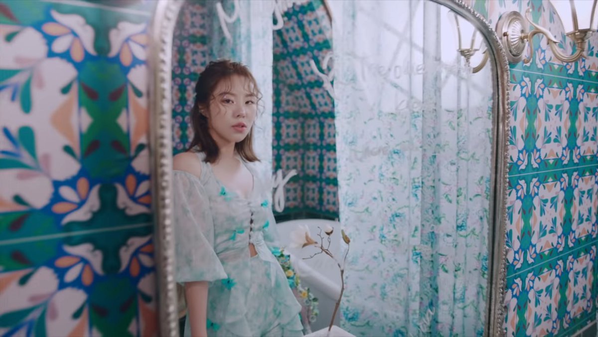 make me happy; wheein