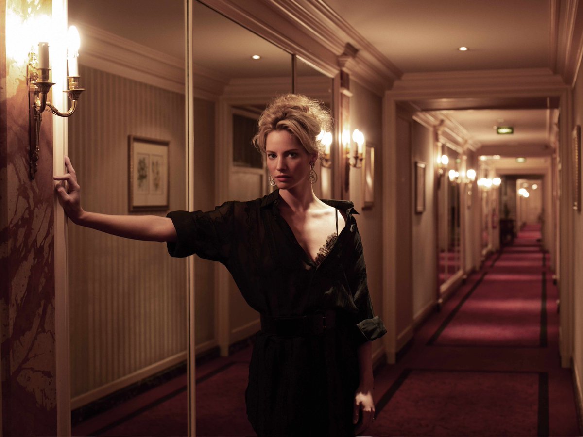 BACUK_'s tweet photo. #SiennaGuillory @guillorybe
Photoshoot in Paris
#JasonBell https://t.co/VpSVoBnBVw