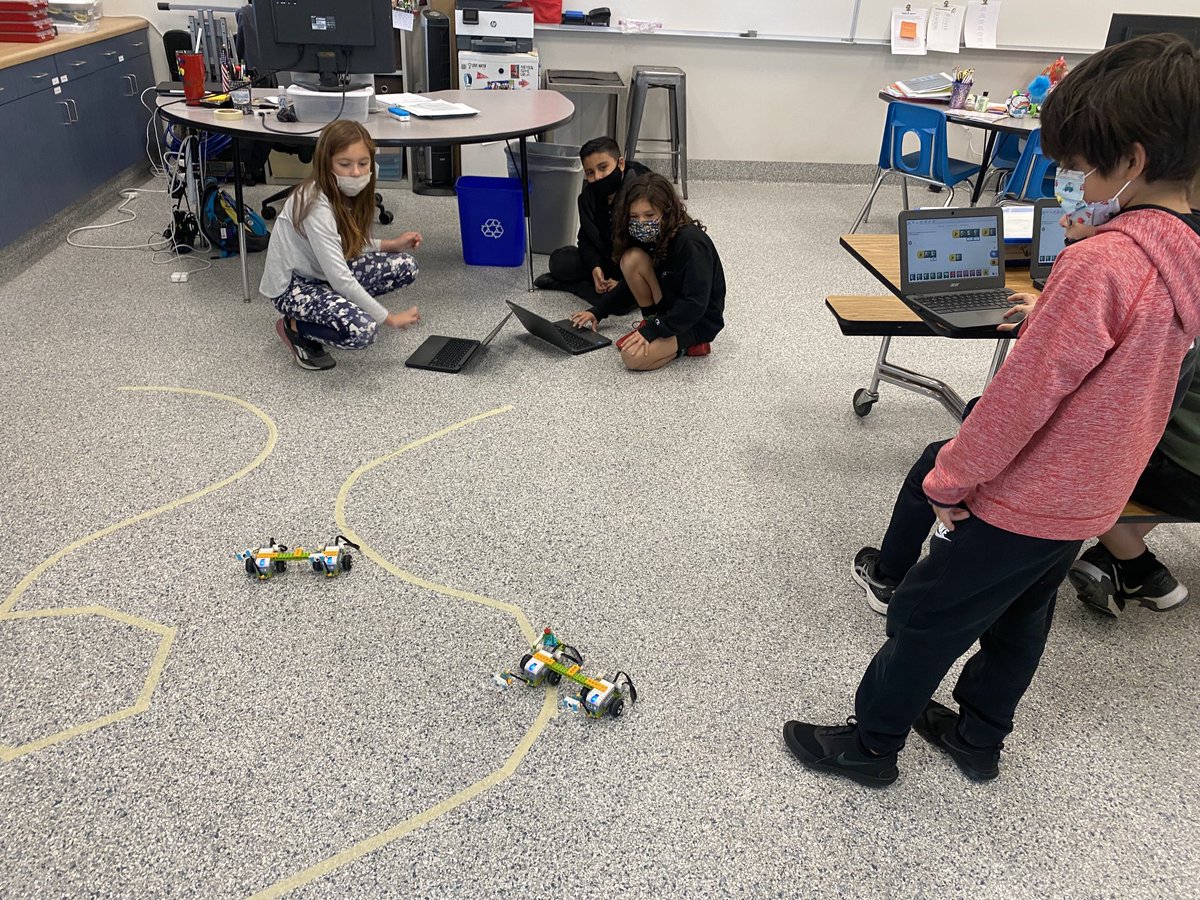 JulieBoesch's tweet photo. This lesson required collaboration and cooperation as two students had to work together to control the movement of their robot - so much fun to watch and hear their laughter #wearemaplemustangs #thefuturestartswithus https://t.co/BdlXJLeQNw