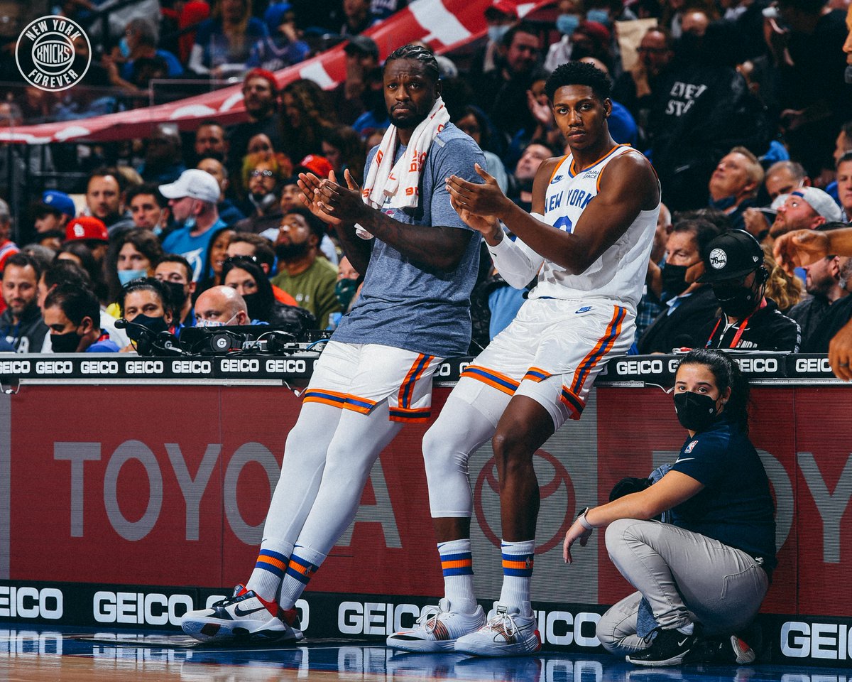 Clap (and RT) if you want #JuliusRandle & #RJBarrett at #NBAAllStar 👏