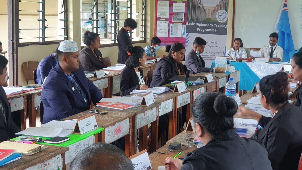 UNA_Fiji's tweet photo. #BDTP2021; Special Committee of the #GeneralAssembly: #RightsofRefugees,#InternallyDisplaced and #AsylumSeekingPeople. Sat 08/01/22 & Sat 15/01/22 marked this year’s first #MUNconference where 25 trainees became delegates
#UNAFiji
#ActiveFijianCitizen
#GlobalCitizenshipEducation https://t.co/xlL90rmYSN