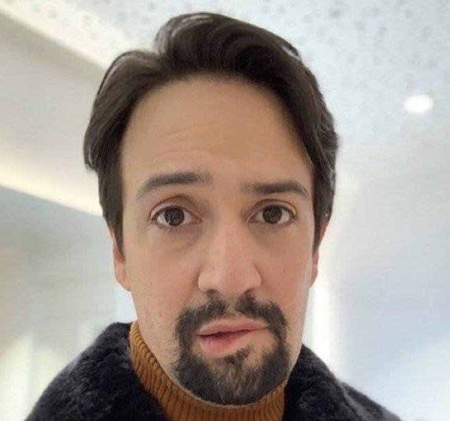 Happy bday to the lyrical genius, lin manuel miranda! 