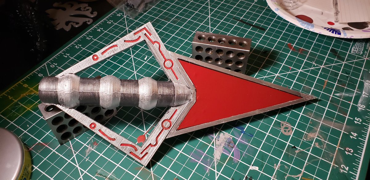 knightsofwhen's tweet image. Warlock dagger and sheath.
#warlock #dagger #fusion360 #3dprinted #dungeonsanddragons