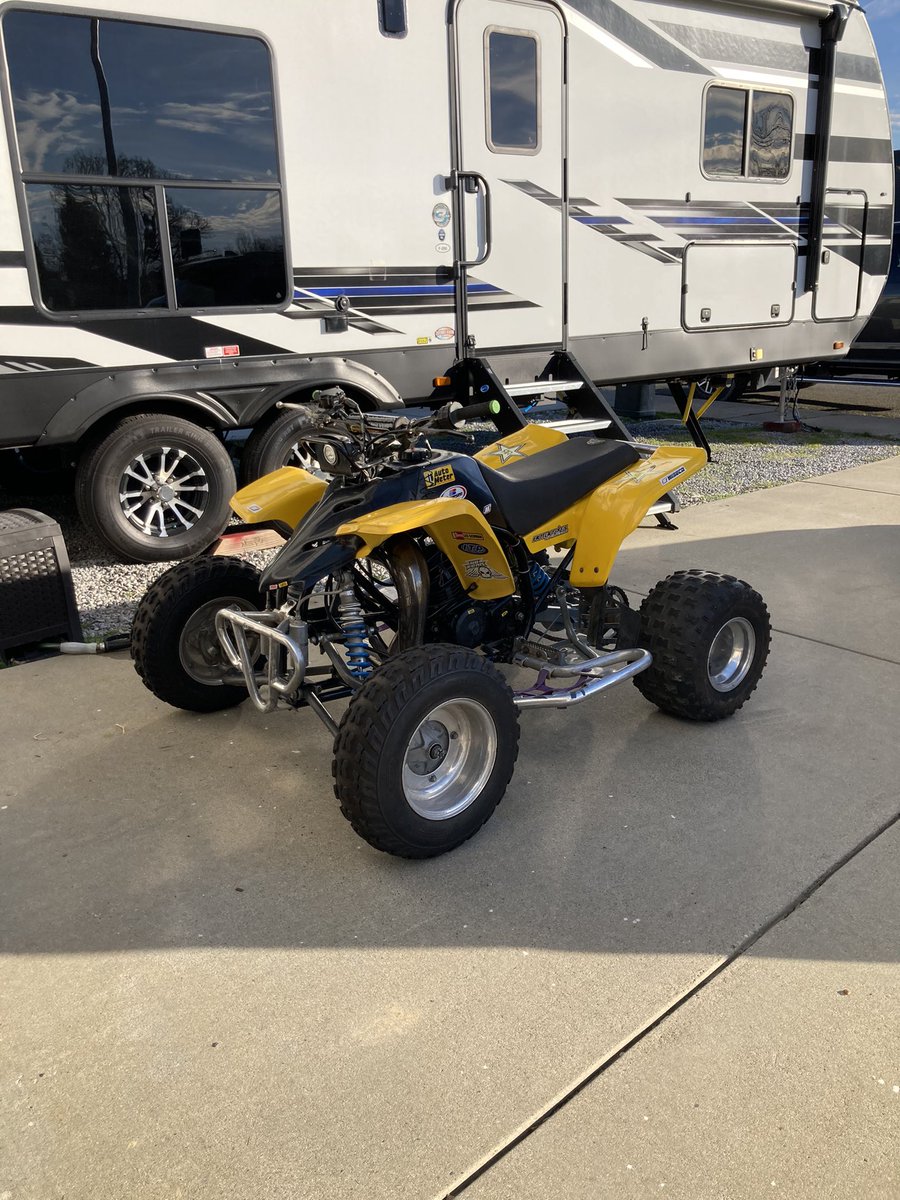 AtvYeti's tweet image. Just got a new ATV. Yamaha blaster 2 stroke 200cc.