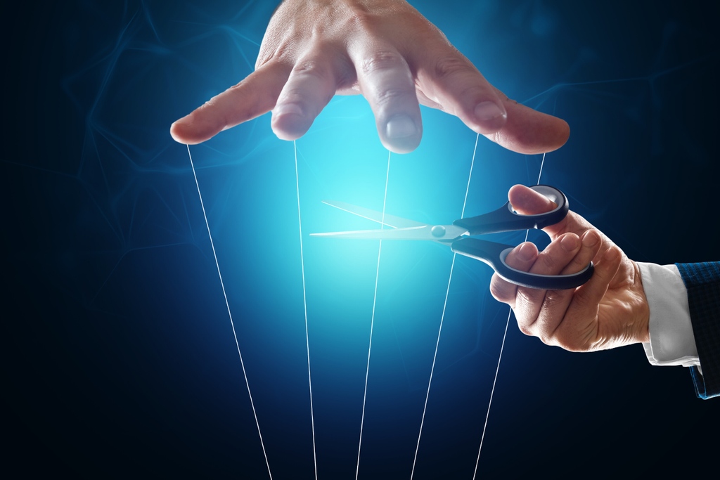 10 Ways to Rebuild Trust

1 &amp; 2 Build The Staircase and Give Up Control
l8r.it/oCV8
#change #resilience #leadership #innovation #adaptation #motivation #inspiration #leader #personalgrowth #growthmindset  #hybridleadership l8r.it/Vh8M