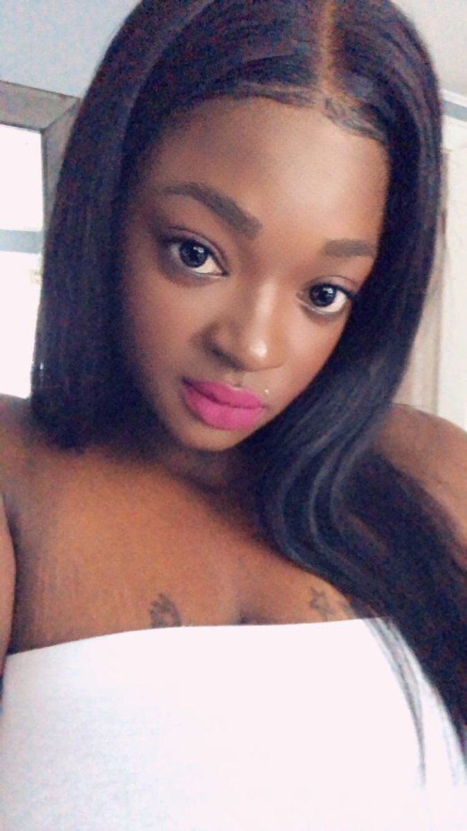 RhythmPiink's tweet image. 🥵♥️