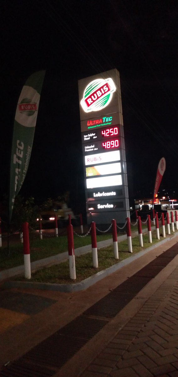 muraphie's tweet photo. Gwe tekamu ka full tank  ka @RUBiSEnergyUG1, #Osilike https://t.co/mA5O8NviDE