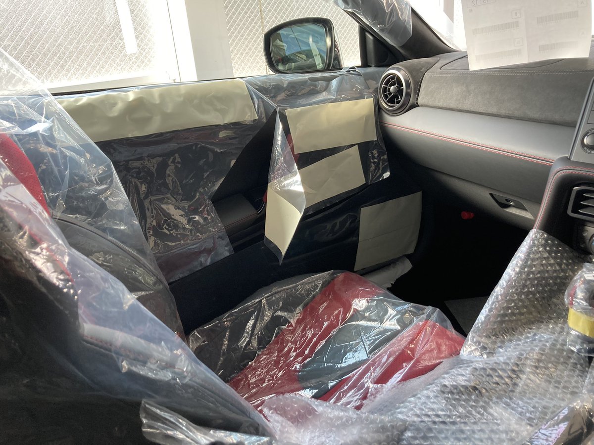 carbell_ito's tweet photo. カーベル伊藤のニューマシンが入庫!
これから登録して1月末納車です。
これで #後楽園ホール、#大田区総合体育館 #新木場 #日本武道館 行くぜぇ!
#CyberMagazineX #ajpw
#カーベル #GTR #pwzero1
#スポーツカー #Ehime_pw https://t.co/MaXPymgJFK