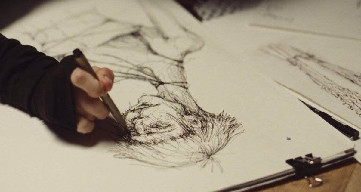 thinkerjuIes's tweet photo. jules and her drawings <3 https://t.co/Sg7Jhh7kUR
