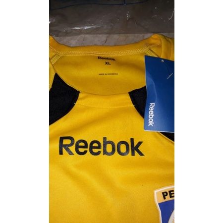 Giusti_Rama's tweet photo. Saya menjual Jersey Kiper Persiba... seharga Rp300.000. Dapatkan di Shopee sekarang! https://t.co/eJCu5lYC5E #ShopeeID https://t.co/0h3rYlpmSb