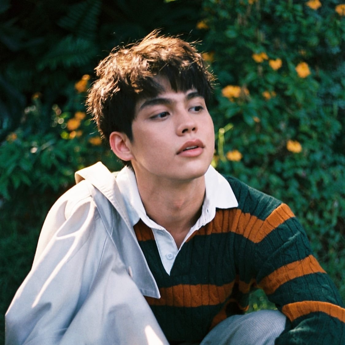 saraleoSHIAA's tweet photo. 𝑺𝒆𝒄𝒐𝒏𝒅 𝑪𝒉𝒂𝒏𝒄𝒆 𝑹𝒐𝒎𝒂𝒏𝒄𝒆

WinBright AU

Bright and Win divorced 4yrs ago but stayed in touch because of their son, Nanon.

One night, their son begged them to be a family again just for a week and now the 3 of them got stuck in a cabin in the middle of the woods. https://t.co/ZcyLeXNfs5