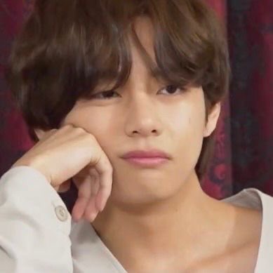 thvrandom's tweet image. #btsv 🧸