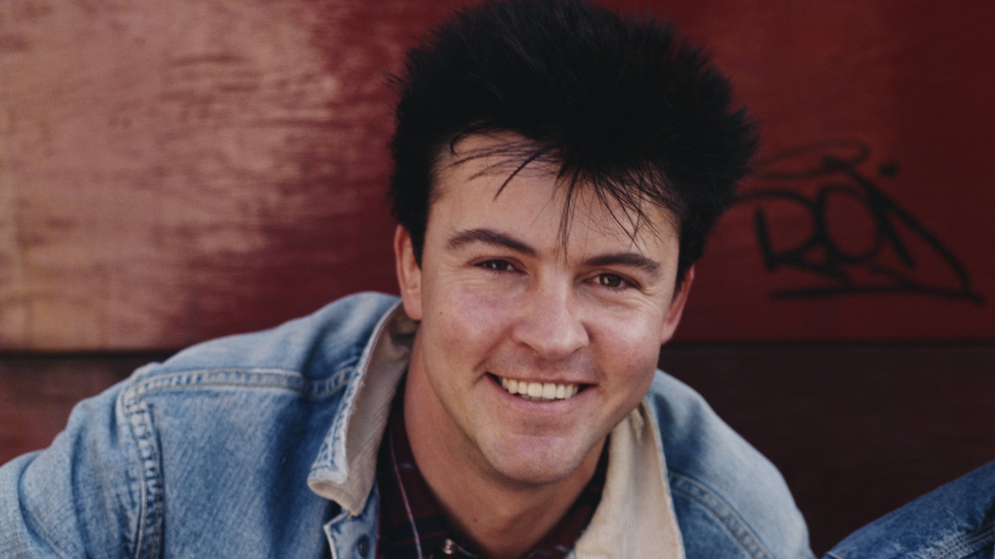 Happy Birthday Paul Young!  My favourite track of his 

\Come Back and Stay\ 