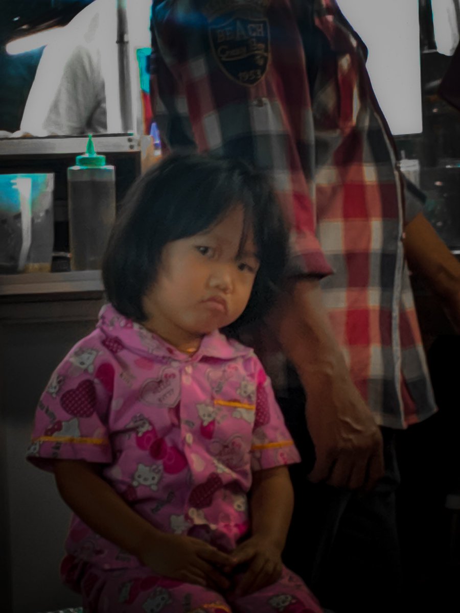 KARTOLL0's tweet photo. ndak tau ah males pen bobo:/ https://t.co/FLDUUt5YNP