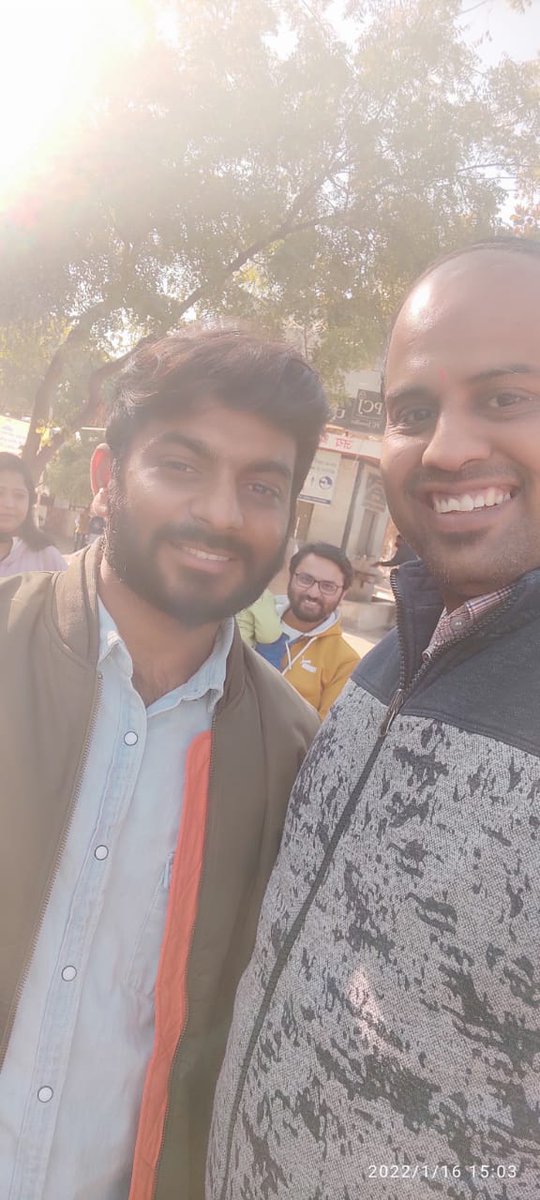 nikhilj07165150's tweet photo. एक बुरे कल की वजह से एक अच्छा आज बर्बाद मत करो।
#prinik❤️😘 https://t.co/NMuVxhDO9E