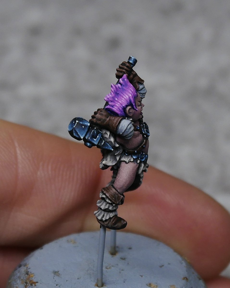 KujoPainting's tweet photo. Right! Time for basing. Hurrah! 

#miniaturepainting #ihasfinishedamini #hellhathfrozenover https://t.co/GSVSPdAM59
