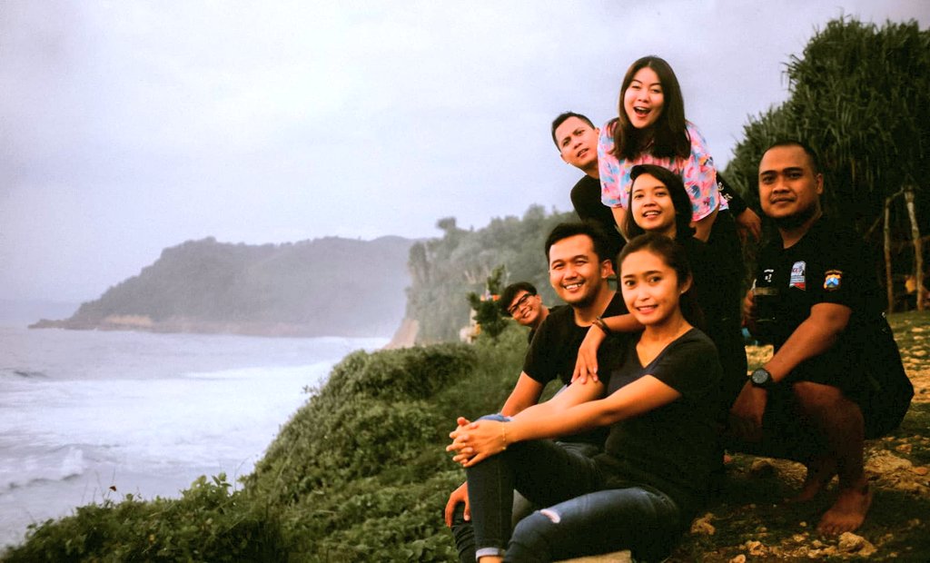 _dephoz_'s tweet photo. tidak terencana, suwi nda ketemu begitu ketemu isine ngakak tok, tetep enek drama tipis2, tapi cukup dgn saling menghargai dan mengerti semua beres lah
#thesanjiholiyay
#2023reborn
#tulungagung https://t.co/WUBX5PmuYr