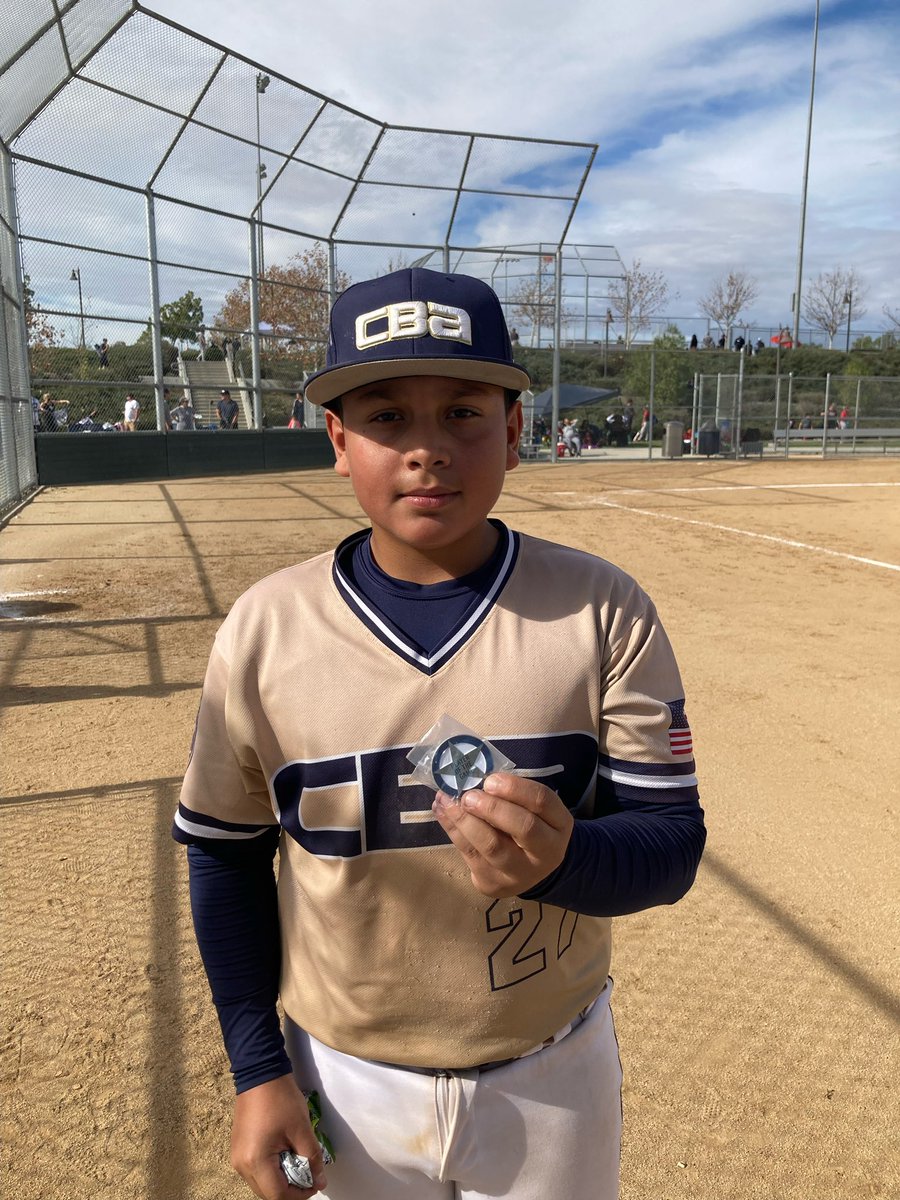 NYTILLID13's tweet photo. @PerfectGameUSA #MLK  Super Regional NIT Player of The Game 2028 UT/RHP Ivan Farner @Ivanfarner27 scoring the winning run in GM4 of pool play. #FarmSystem #weareCBA #US>them 🤫 https://t.co/ycyRPMcbNB