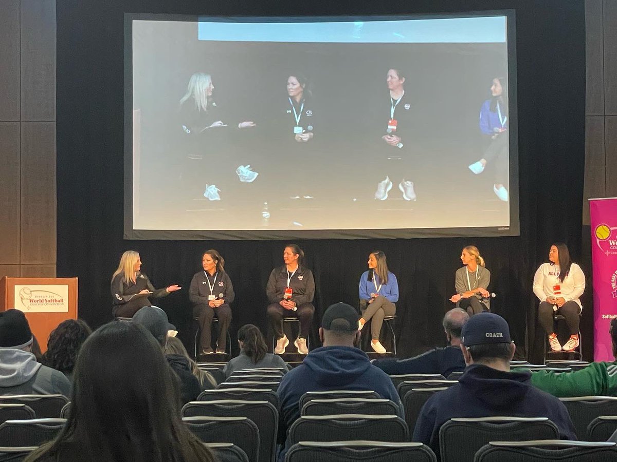 planetfastpitch's tweet photo. What a weekend! Amazing to work with such a great team of speakers, passionate about this incredible sport.
Thank you to everyone making the experience memorable and impactful. #TeamWSCC #PFPNation
@aj_andrews_ @Aubree_Munro1 @andrews_aliyah https://t.co/1rNVknWNbH