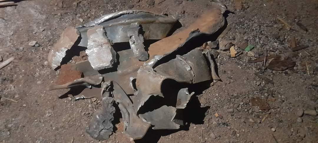 NDBurma's tweet photo. Several #IDPs including a child were killed in #Karenni State when the junta deployed aerial strikes in Moso village. Civilians are fleeing violence waged by the junta. To target innocent villagers who are noncombatants amounts to serious intl crimes. 
https://t.co/j8Q4g77dde https://t.co/I7hFvpzLTl