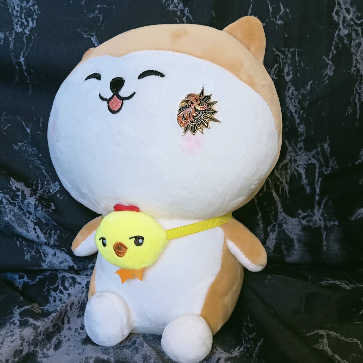 casa_sinag's tweet photo. [ #FELIPBirthdayFanKit ] 🐔
Inclusion Reveal - #2

• SINAG Enamel Pin

@SB19Official #SB19 #FELIP
@keun16308352 #SB19_KEN
Listen to #Bazinga_SB19 https://t.co/9O2vh6vD62