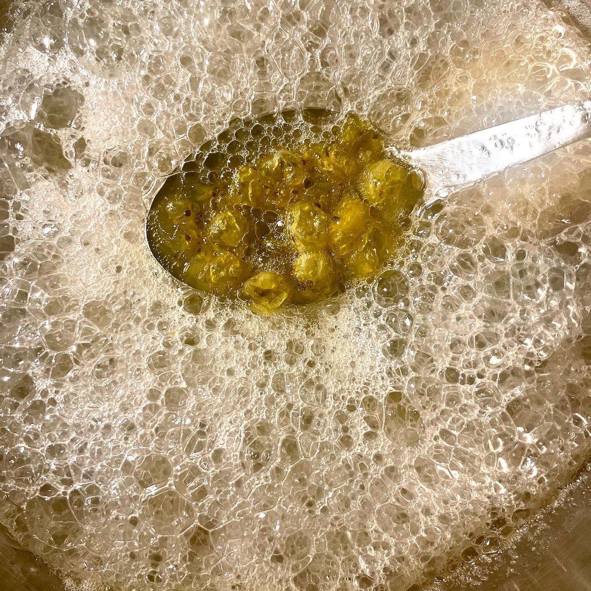 grenow's tweet photo. From green orbs of deliciousness to the russet golden jam of your dreams #gooseberryjam https://t.co/ML8NsOCAMR