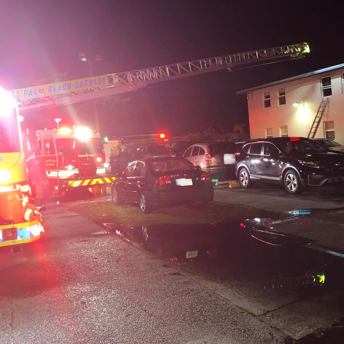 PBCFR's tweet photo. #PBCFR crews from #Battalion1 alongside @PBGardensFire responded to reports of an Apartment Structure Fire on Magnolia Dr in West Palm Beach at 6:14pm. First arriving units reported smoke showing from the second floor. #Firefighters initiated an aggressive fire attack. https://t.co/IzlyuusWrN