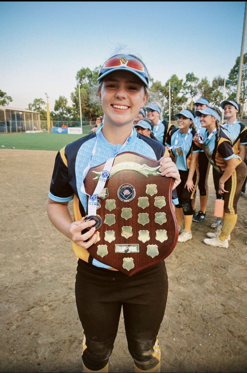 U23’s State Champions. Great way to start the year. 🥎 <a href="/HawaiiSB/">Hawaii Softball</a> <a href="/GWUSoftball/">Gardner-Webb Softball</a> <a href="/SCUSoftball/">Santa Clara Softball</a> @_CoachLevin