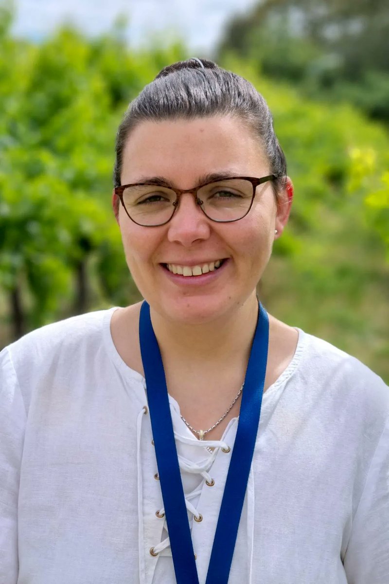 UofA_SET's tweet photo. Do #fungicides in the #vineyard affect #WineQuality?

@NS_Caliani is leading new @UniofAdelaide research into #WildYeast found on grapes - https://t.co/ebrZFawoRH

#UAMakeHistory #AdelaideResearch @WaiteResearch @ARCwinecentre #Yeast #Fungi #Grapevine #Viticulture #WineProduction https://t.co/NIvR8buZ1l