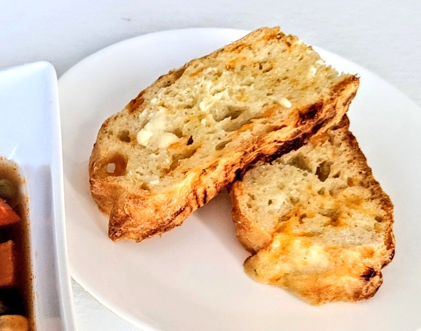 ErikaWang2ndAct's tweet photo. Was snooping around #BreadTwitter🍞 + the pandemic hobby of making homemade bread seems to still be going strong? Now w homemade soup 🙂🍲
My soup needs work, so it got cropped out below lol. But here's a 5 ingredient cheese bread recipe that never fails
https://t.co/kBIDpUBtsZ https://t.co/TWVic8sIak