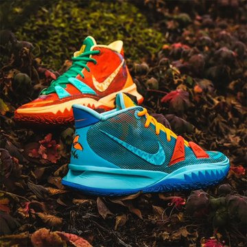 NiceShoe1's tweet photo. The Nike Kyrie 7 is embracing Spring with its upcoming "Mother Nature" pack. Are you a fan?
https://t.co/wAEr5konTL https://t.co/x5wp1QKN0p