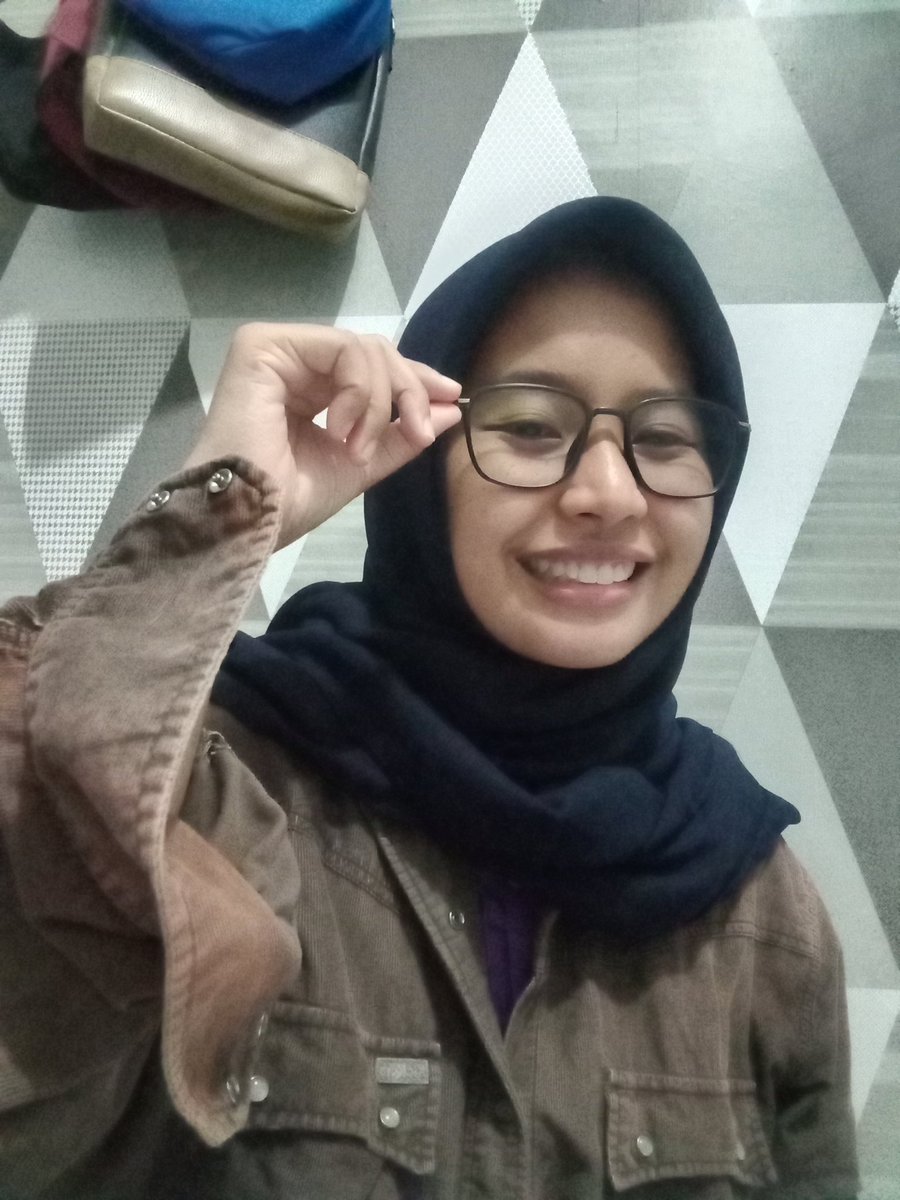 ellyn_31's tweet photo. Jangankan jadi host dadakan, jadi pendampingmu aku siap kok, Mas❤️ https://t.co/B7BOdy5TrJ