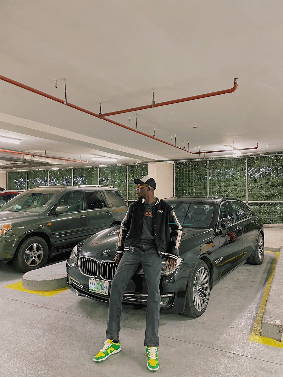 __brownofficial's tweet photo. Brown is here ,hides your babes🤟🏼 https://t.co/6WyZr8sof2