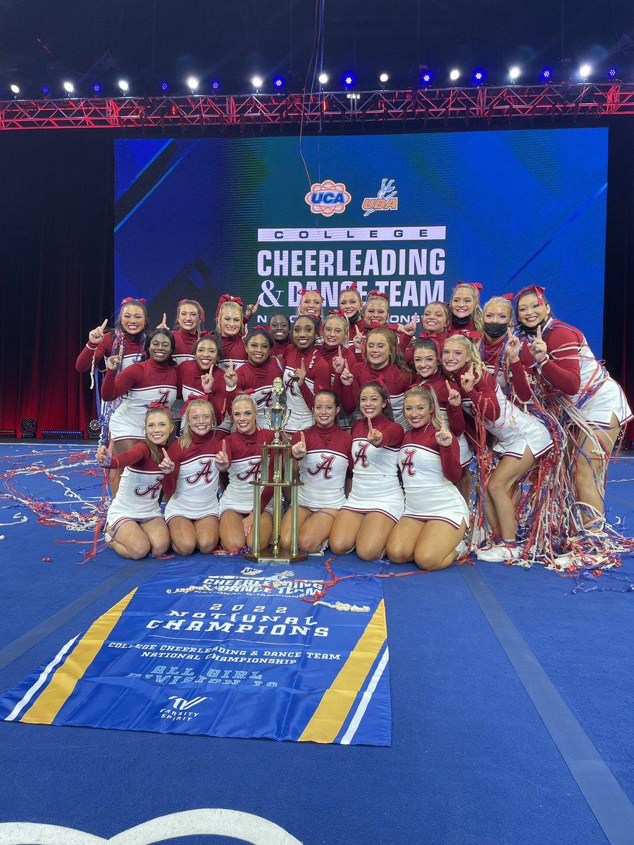 UCAupdates's tweet image. D1A All-Girl NATIONAL CHAMPIONS 🥇 University of Alabama! 
#UCAnationals