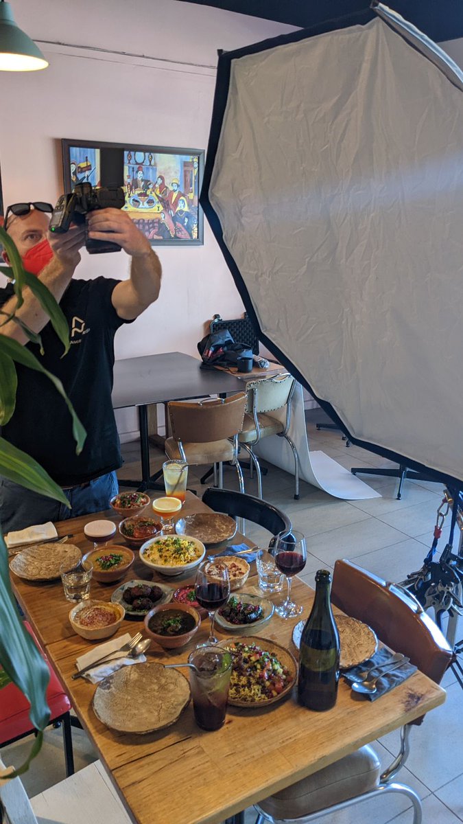 Guess who is going to be eating well tonight? 

Food photography shoot for Persian restaurant in Sunshine, SalamaTea (@salamateahouse) that has a delicious new banquet and sandwich hitting the menu.

 #foodphotography #food #persianfood #deliciousfood #yum