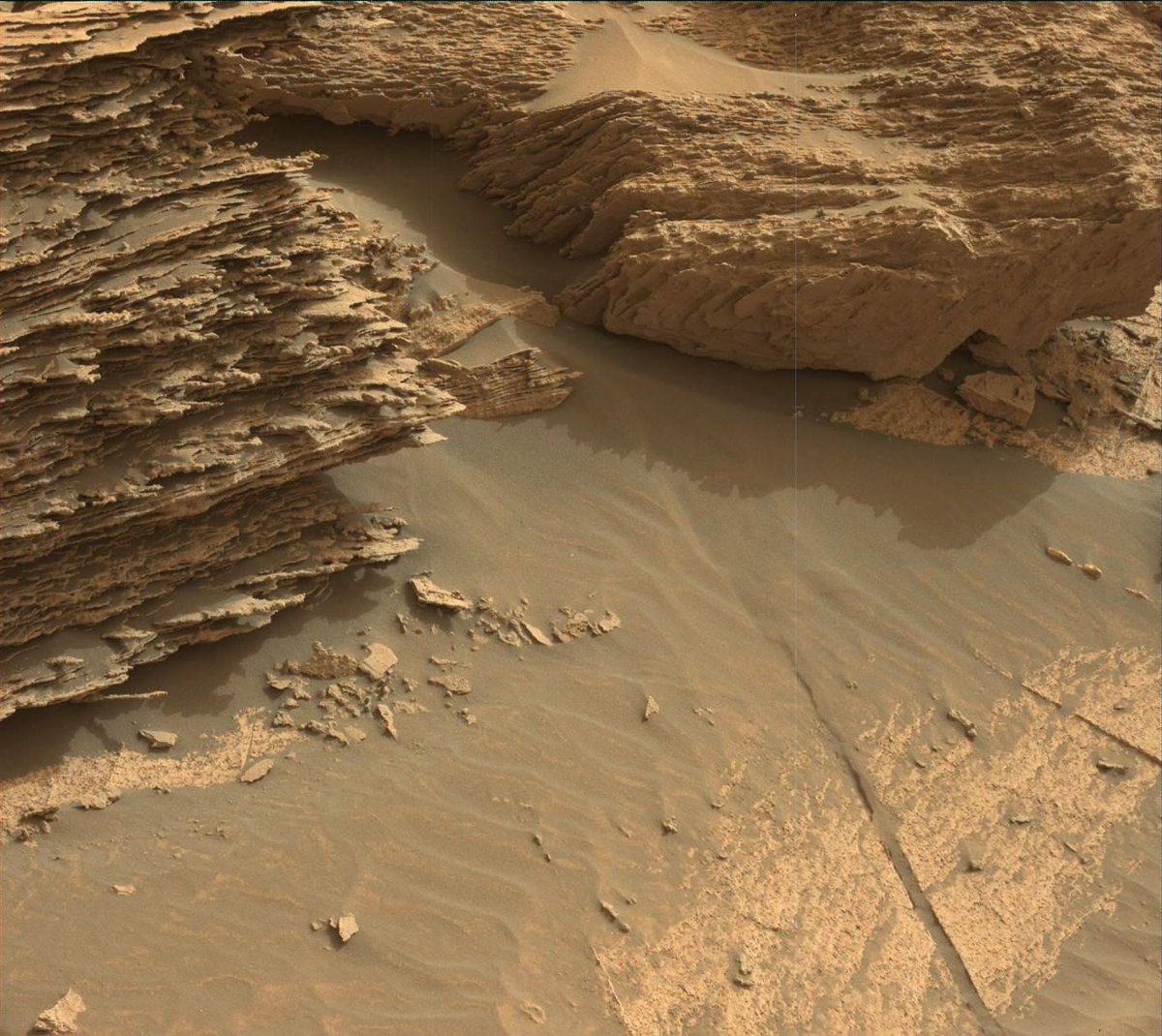 Latest in space tweet media