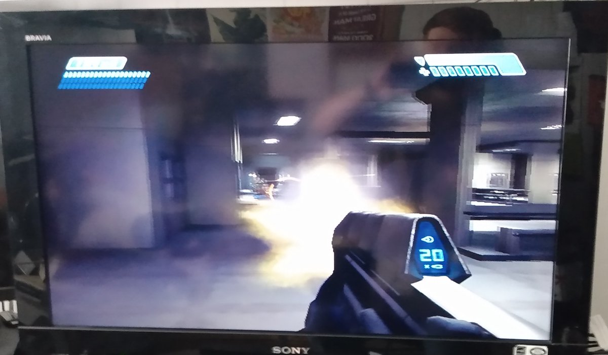 N8TheGr8N8's tweet photo. Got the first Xbox controller for my original Xbox. First time playing with it, and it's perfect! Glad to finally play Halo with the Duke. Liked the Hyperkin remake of the Duke but nothing beats the original. @Xbox @SeamusBlackley #Xbox20 #Halo #DukeController #OriginalXbox https://t.co/o8lPjmSeXm