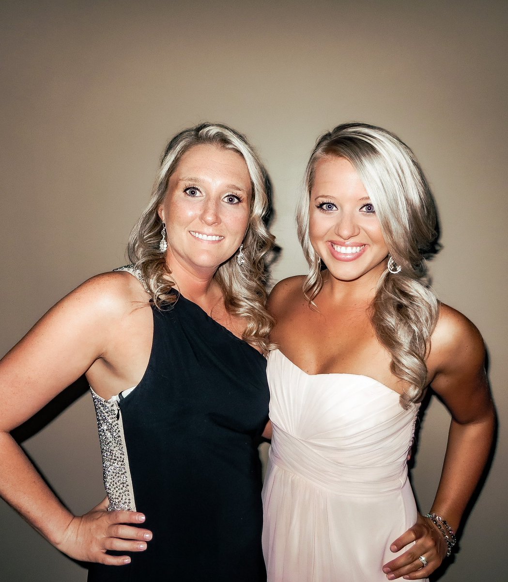 BurghBlondes's tweet photo. Happy birthday to Burgh Blondes co-owner, Lisa!🎉💛🖤 https://t.co/TeWgmNeDJf