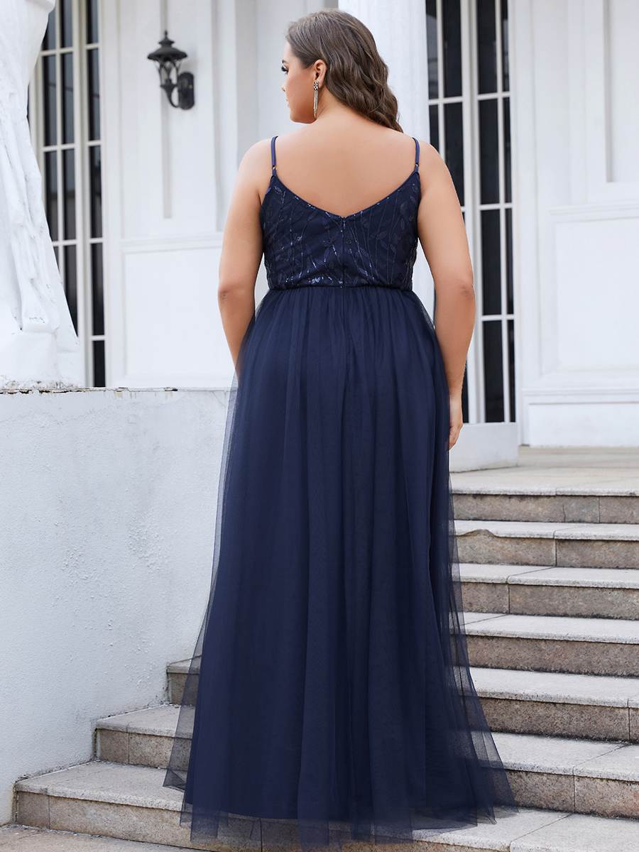 Elegant evening long dress with v-neckline and flutter sleeves is perfect wear for any event. 
Show now👇
bit.ly/3rj234W
#Everpretty #Holidaysale #plussizefashion