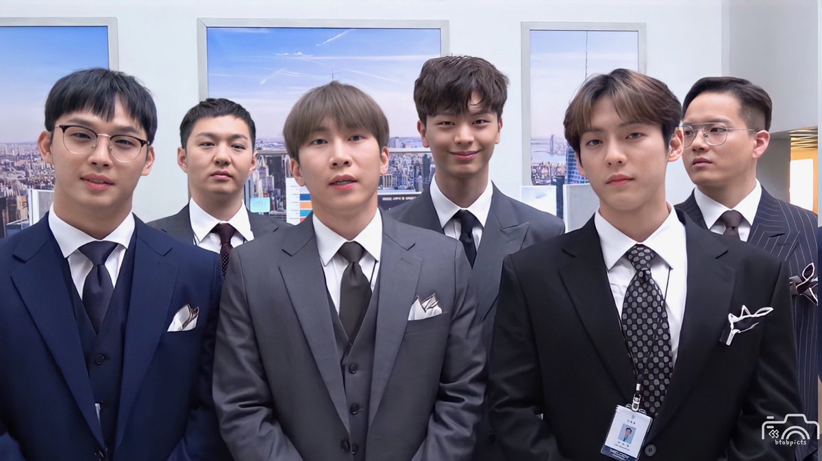 btobpicts's tweet photo. Melody Company💙

#BTOB #비투비 @OFFICIALBTOB https://t.co/YtCMfyk1jB