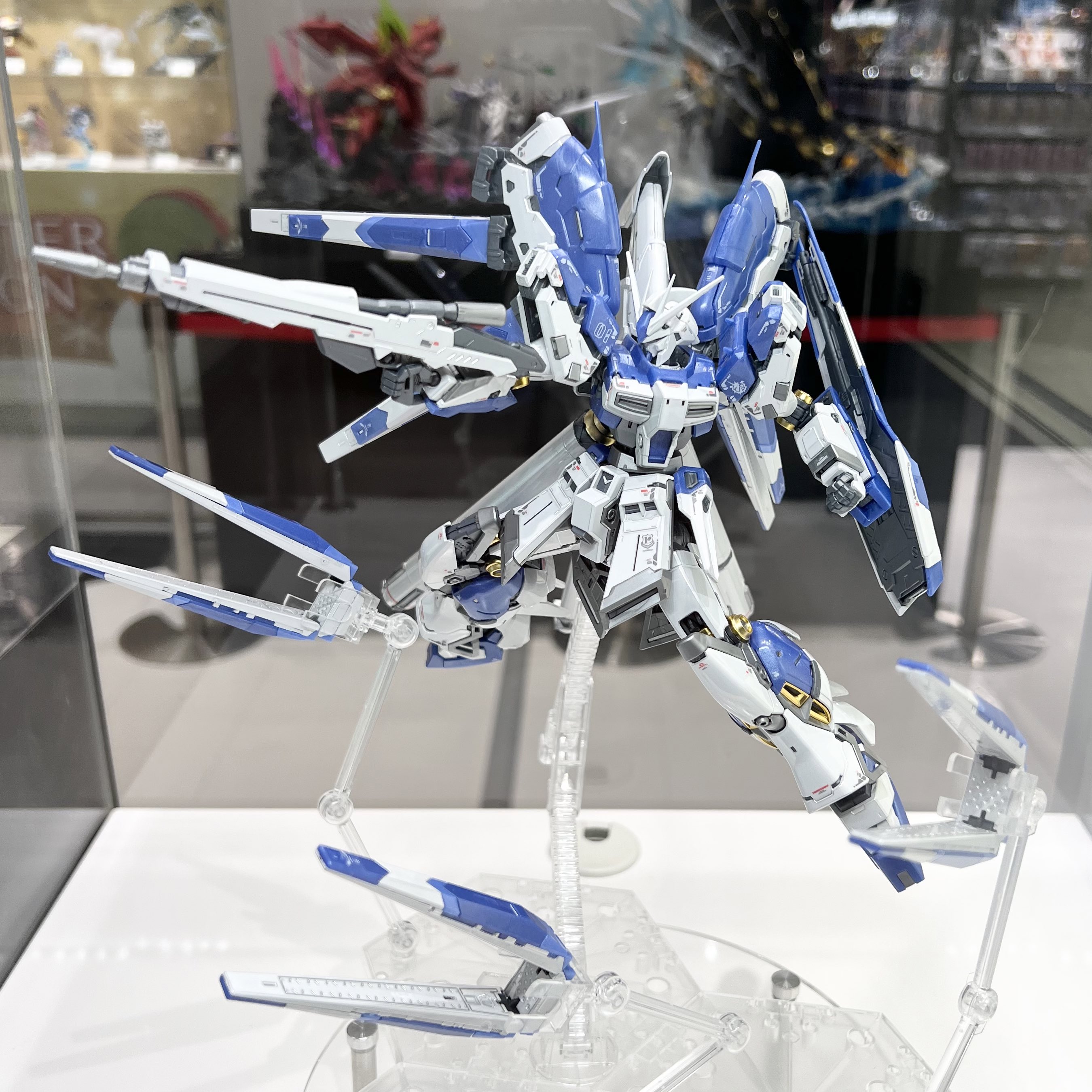 ＲＧ Ｈｉ－νガンダム［チタニウムフィニッシュ］-