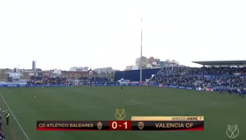 foet247europa's tweet photo. Valencia qualified for the quarter-finals of the Copa del Rey after a 1-0 win and an early goal from Marcos André ended Atlético Baleares' adventure. #ATBVCF #ATBValencia #CopaDelRey https://t.co/EuNZvOqy1H