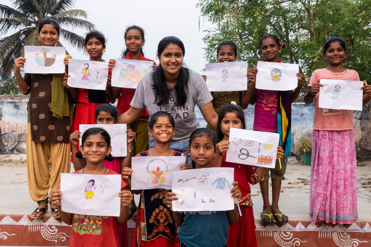NGOBOX's tweet photo. Are you between 21-35 years old and interested in serving in India? Apply for the @AIFoundation Banyan Impact Fellowship for service in India and evolve into a leader of tomorrow. More at https://t.co/YrdpTmvOrK https://t.co/EpKOvhx4br