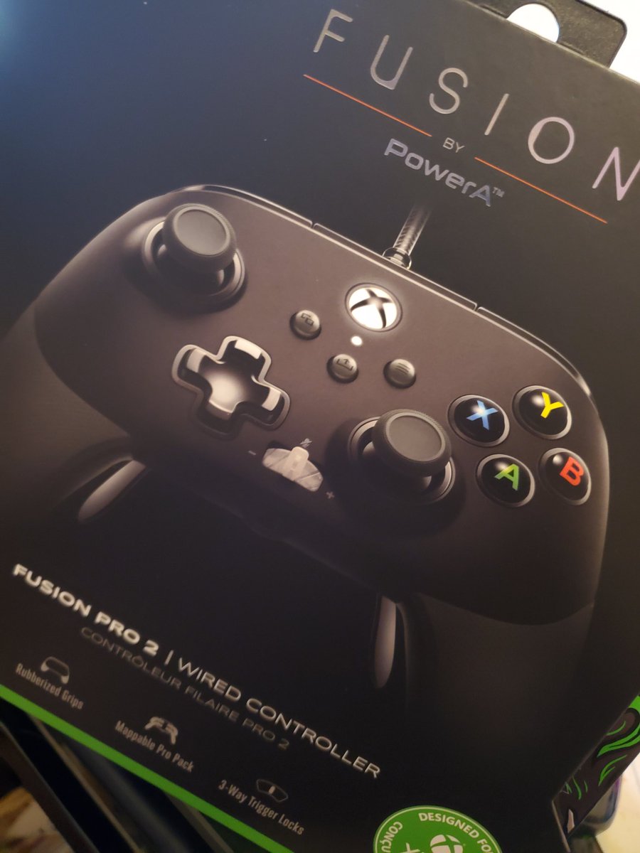 Imprimis_Gaming's tweet photo. New controller came in!! Let's see how this handles ;D https://t.co/uSOe0oVZZW