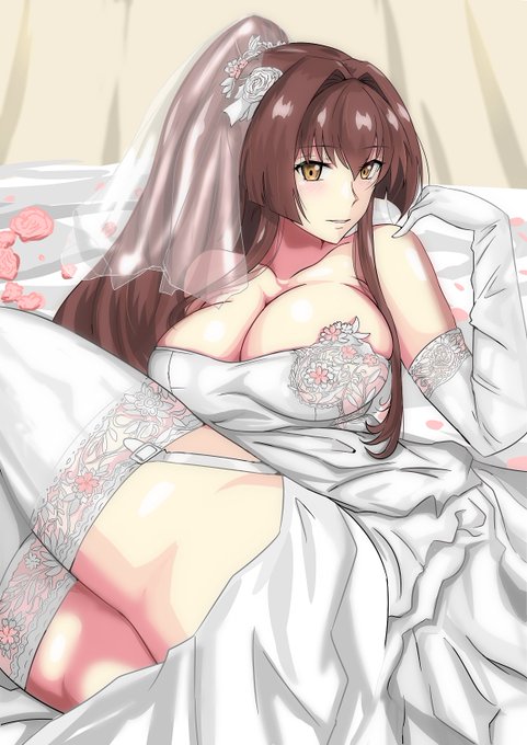 白いドレスも良いのよねぇ
ウェディング以外で白メインも描いてみたい～ 